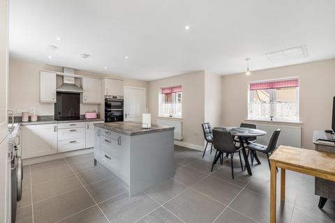 4 bedroom detached bungalow for sale, Atherton Gardens, Pinchbeck, Spalding