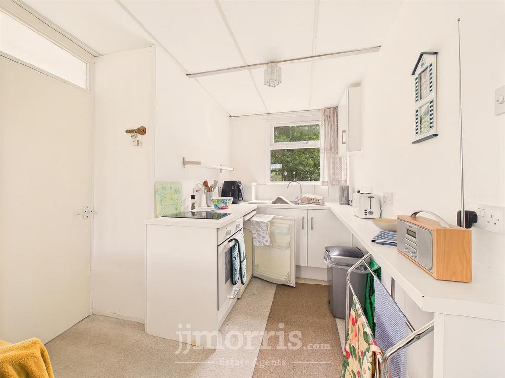 Lounge/Kitchen Area (Open plan)