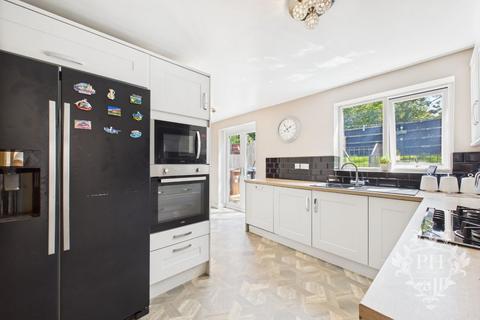 4 bedroom detached house for sale, Finchlay Court, Middlesbrough