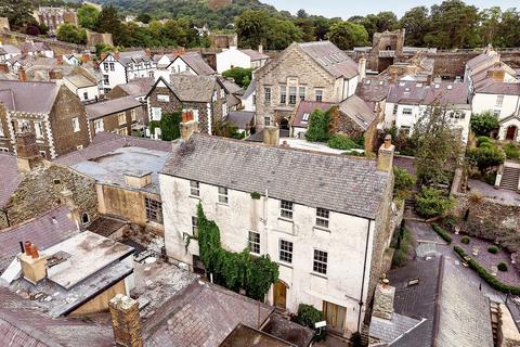undefined, High Street, Conwy, Conwy, LL32 8DE