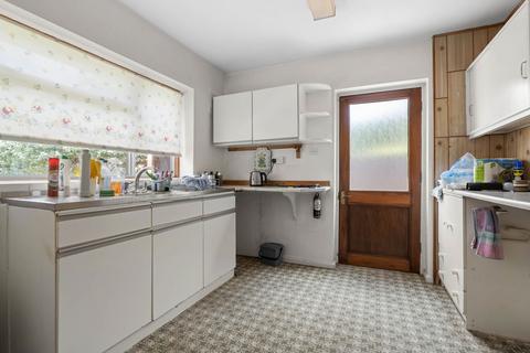 undefined, 17 Froxmere Road, Crowle, Worcestershire. WR7 4AU