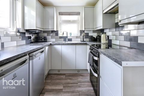 5 Burford Road, Worcester Park, KT4 7SU