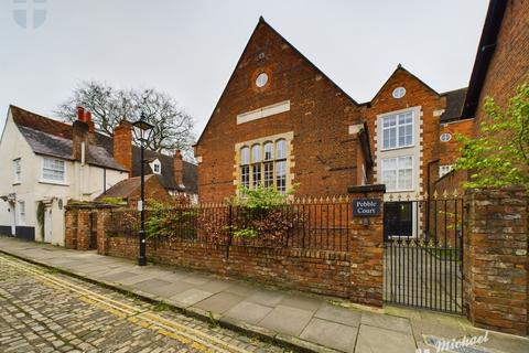 1 bedroom flat to rent, Flat 8, Pebble Court, Pebble Lane, Aylesbury, Buckinghamshire