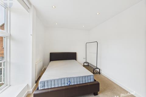 1 bedroom flat to rent, Flat 8, Pebble Court, Pebble Lane, Aylesbury, Buckinghamshire