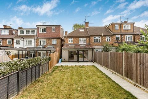 112 Woodfield Drive, East Barnet, Barnet, EN4 8PB