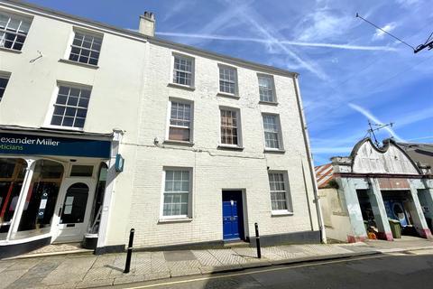undefined, Falmouth