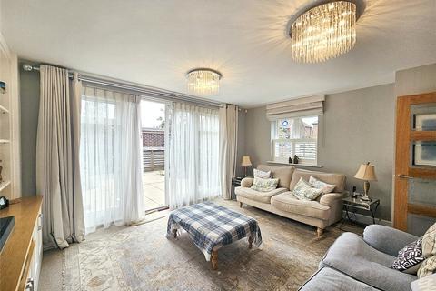 undefined, Gilbert Hannam Close, West Sussex GU29