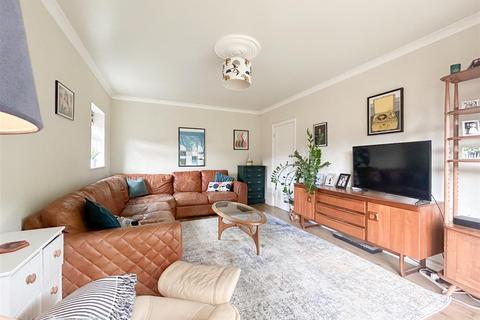 6 bedroom semi-detached house for sale, Wilford Avenue, Sale