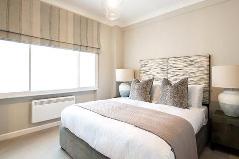 3 bedroom apartment to rent, Hill Street, Mayfair W1J