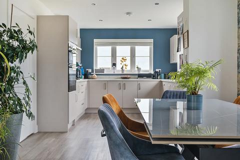 4 bedroom detached house for sale, Honeysuckle Lane, Winkleigh, Devon, EX19