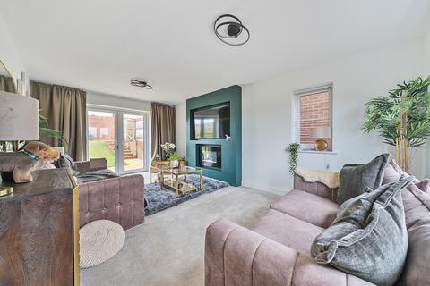 4 bedroom detached house for sale, Honeysuckle Lane, Winkleigh, Devon, EX19