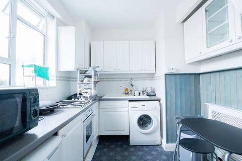 2 bedroom flat to rent, Culver House, Princeton Street, London WC1R
