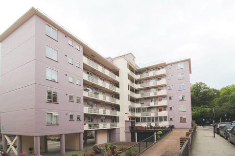 2 bedroom flat to rent, Culver House, Princeton Street, London WC1R