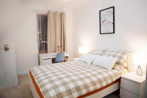 2 bedroom apartment to rent, Eddington Court, Silvertown Way, E161GW