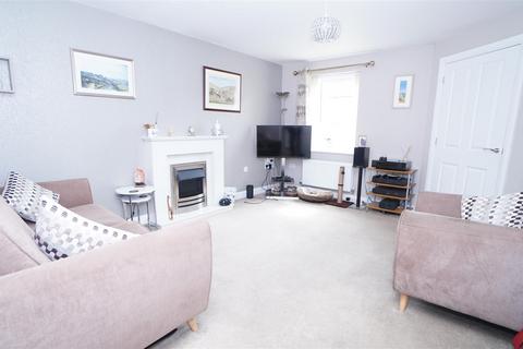 5 Fetlock Drive, Bradford, BD2 3FH