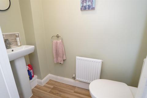 5 Fetlock Drive, Bradford, BD2 3FH