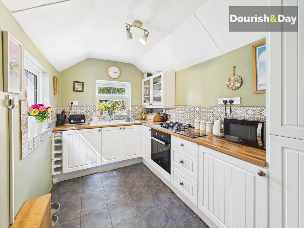 Fitted Kitchen
