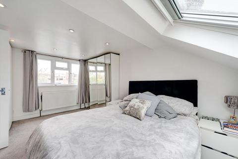 4 bedroom bungalow for sale, Stanhope Park Road, Greenford UB6