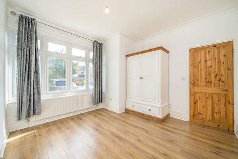 14 Elmers Drive, Teddington, TW11 9JB