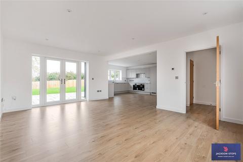 undefined, The Crescent, Caldecott, Wellingborough, Northamptonshire, NN9