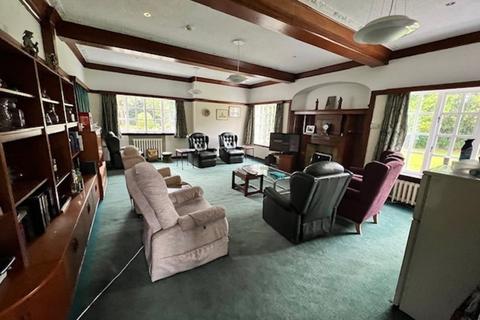 undefined, Hale Barns, Altrincham WA15