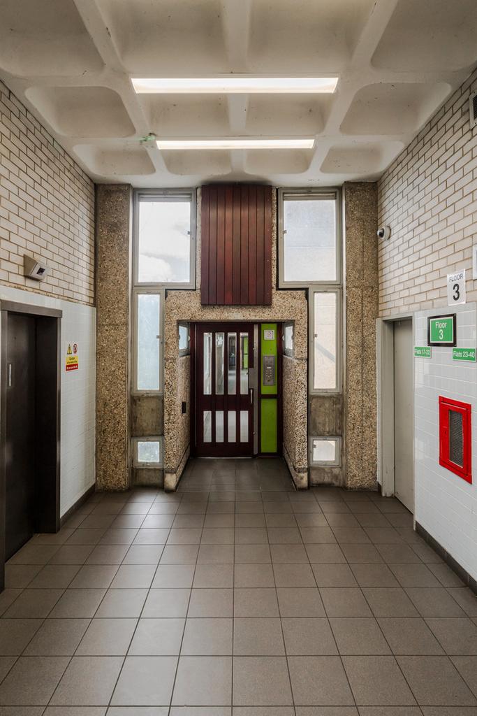 297816 - 40 Carradale House-51.jpeg