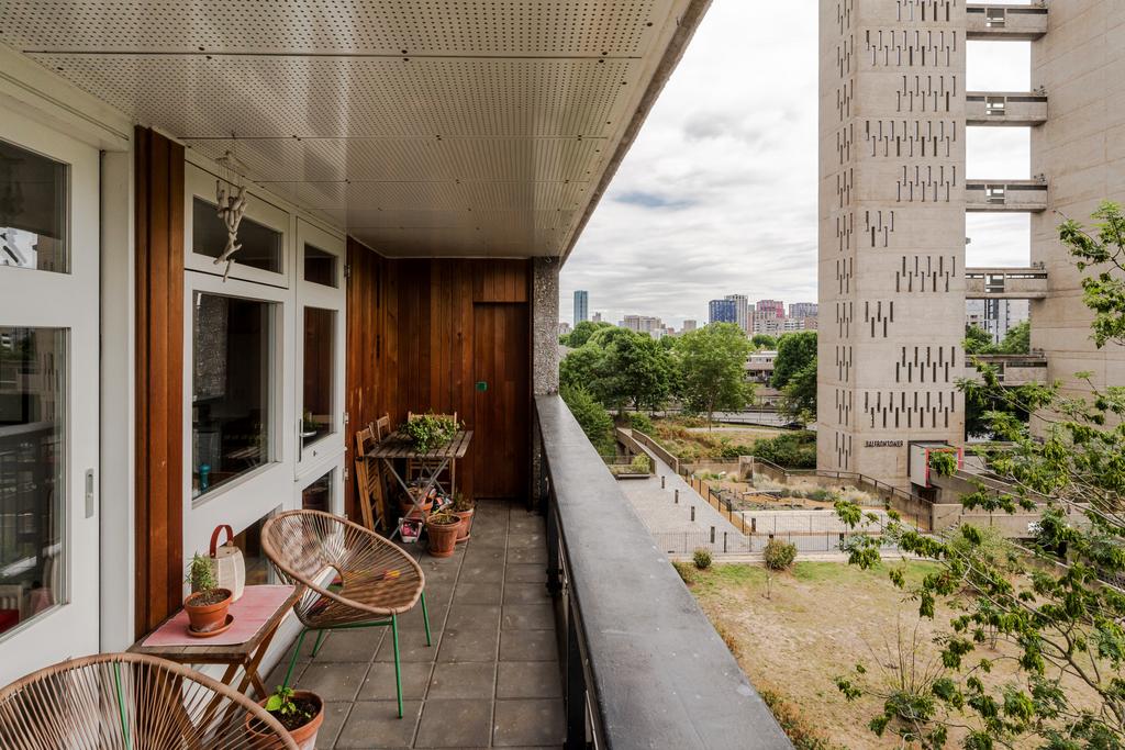 297797 - 40 Carradale House-32.jpeg