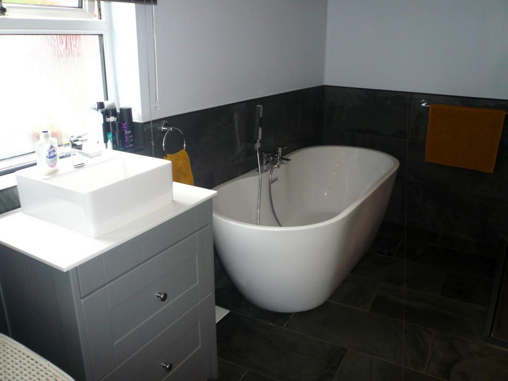 Bathroom/WC