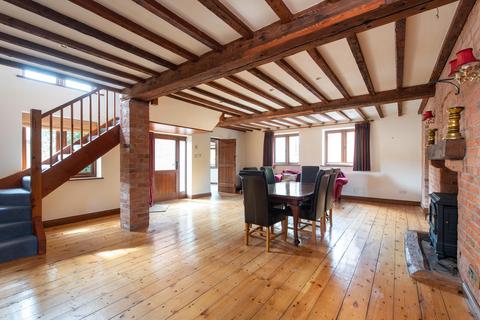 undefined, Pettiford Lane, Wootton Wawen, Henley-in-Arden, Warwickshire, B95