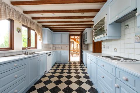 undefined, Pettiford Lane, Wootton Wawen, Henley-in-Arden, Warwickshire, B95