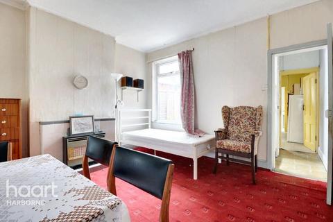 3 bedroom semi-detached house for sale, Gristhorpe Road, Selly Oak