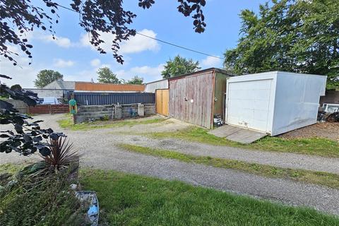 2 bedroom bungalow for sale, Torrington, Devon