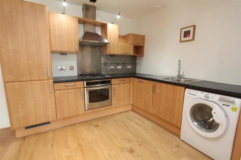 2 bedroom flat to rent, St James Quay, Brewery Wharf