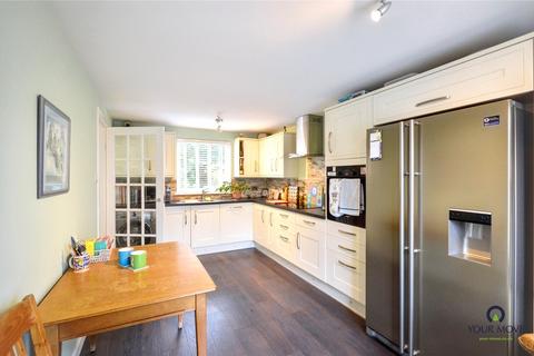 19 Kanachrine Place, Ullapool, IV26 2TX