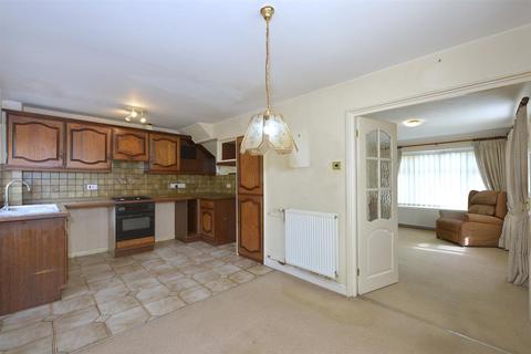 3 bedroom semi-detached house for sale, Oakwood Drive, Heath Farm, Shrewsbury