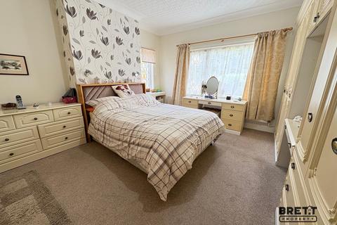 undefined, Beach Hill, Milford Haven, Pembrokeshire. SA73 2QN