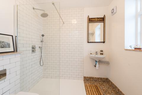 18 Adelaide Gardens, Ramsgate, CT11 9HH