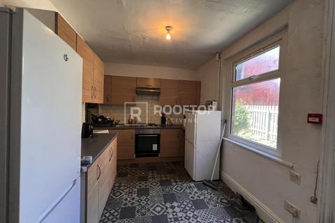 1 bedroom in a house share to rent, St. Michaels Terrace, Leeds LS6