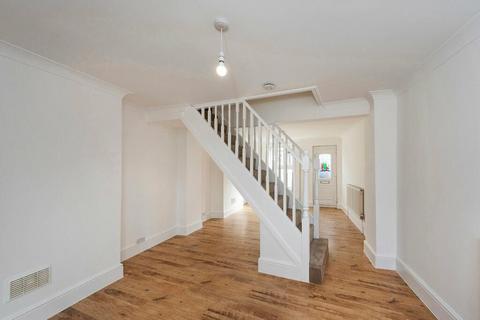 66 Hill House Road, Dartford, DA2 6HQ