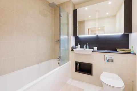 2 bedroom apartment to rent, Bittacy Hill, London, NW7