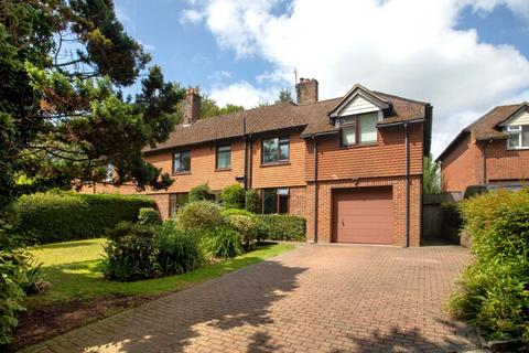 3 Deedes Close, Hythe, CT21 5HZ