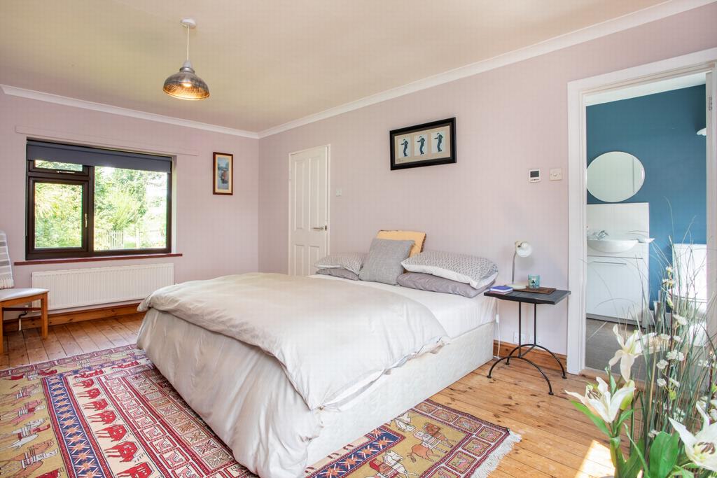 Principal bedroom