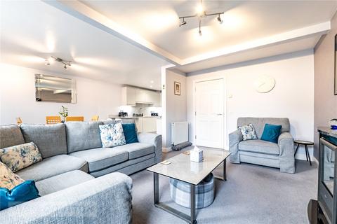 2 bedroom apartment for sale, Haworth Close, Halifax, West Yorkshire, HX1
