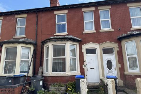 1 bedroom flat for sale, Peter Street, Blackpool FY1