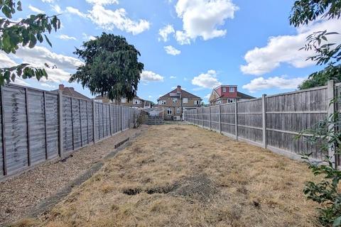 58 Longford Avenue, Feltham, TW14 9TG