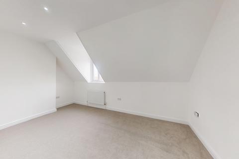 Beaconsfield Road, London, N11
