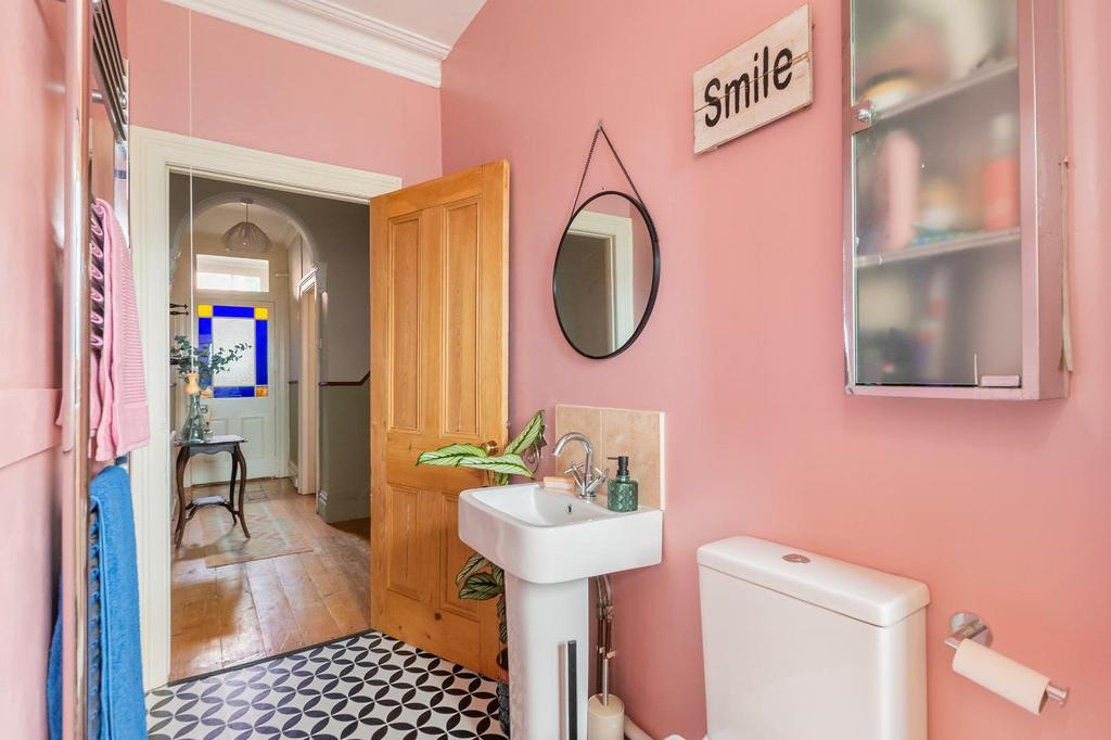 0 A2 THS - Shower Room A.jpg