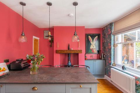 2 Albermarle Terrace, Bristol, BS8 4NA