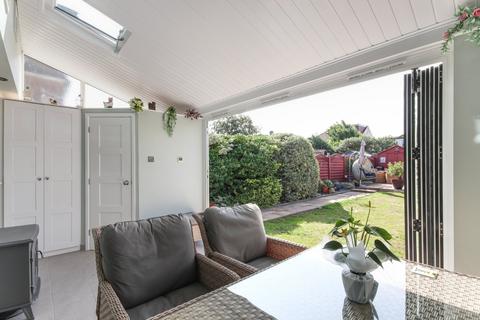 65 Hurlingham Road, Bexleyheath, DA7 5PE