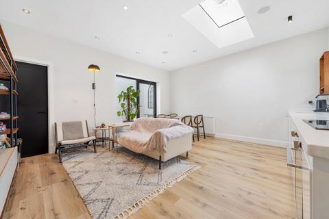 Coldharbour Lane, SW9